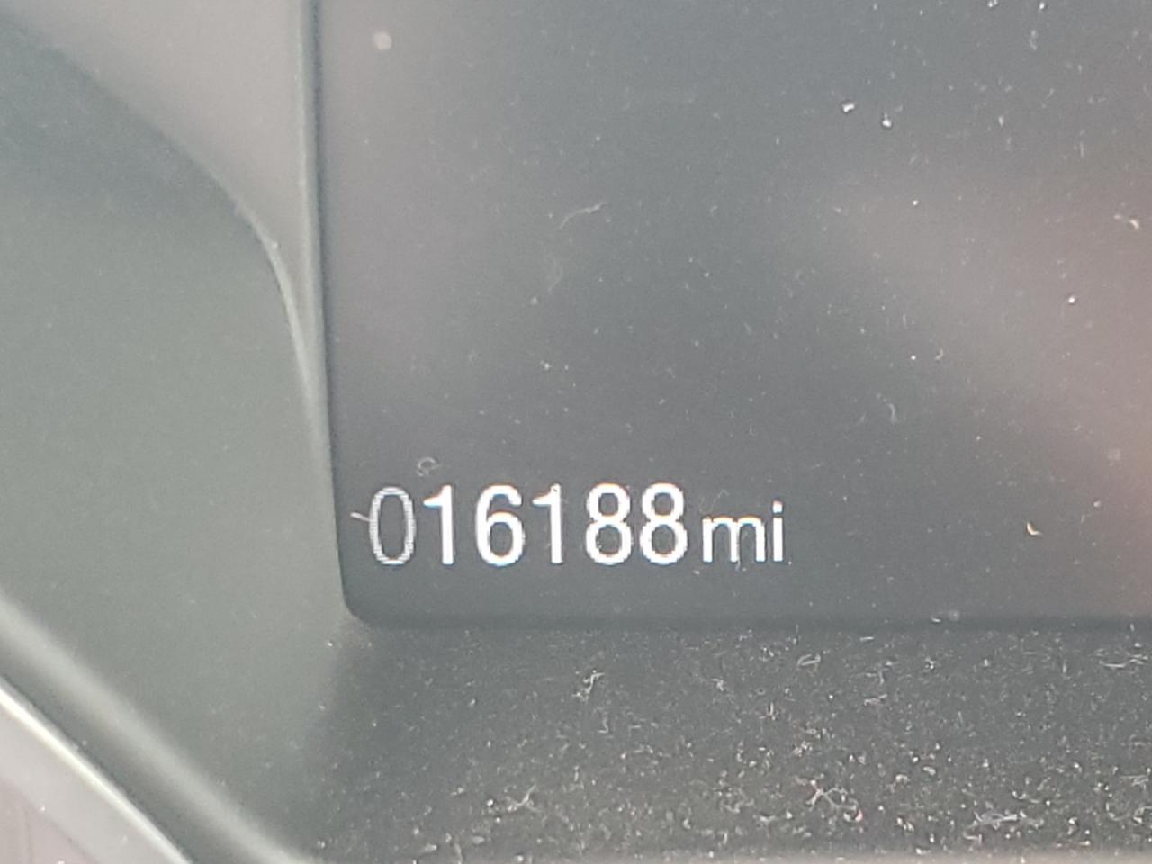 Photo 8 from auction – 2018 FORD FOCUS SE with VIN 1FADP3F28JL330417