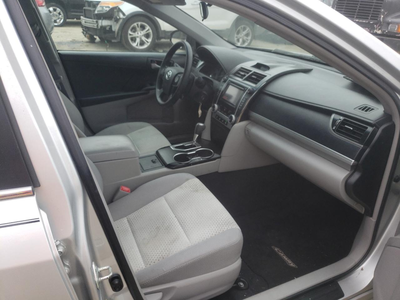 Photo 5 from auction – 2012 TOYOTA CAMRY BASE with VIN 4T1BF1FK1CU020658