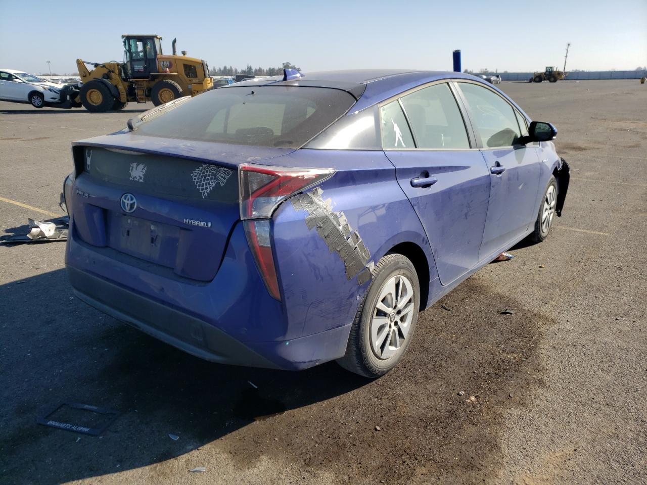 Photo 4 from auction – 2017 TOYOTA PRIUS with VIN JTDKBRFU4H3560390