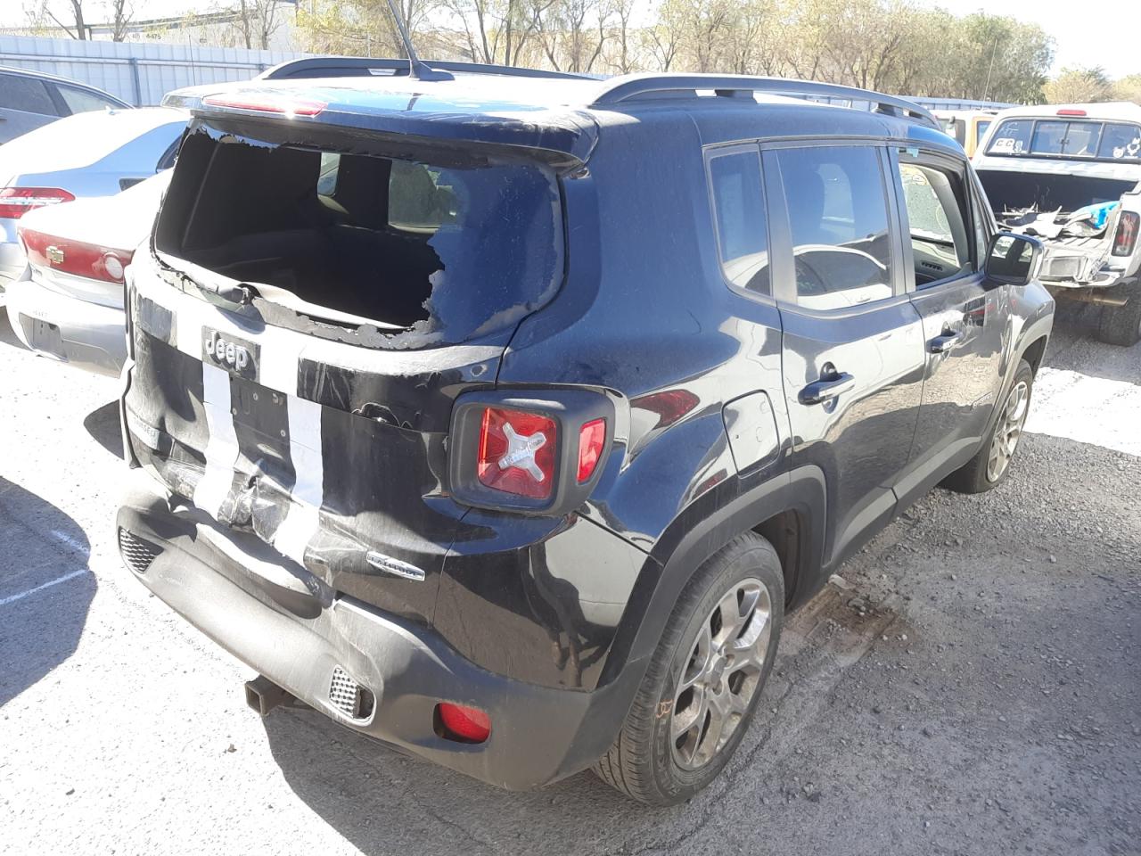 Photo 4 from auction – 2016 JEEP RENEGADE L with VIN ZACCJABT7GPD83172