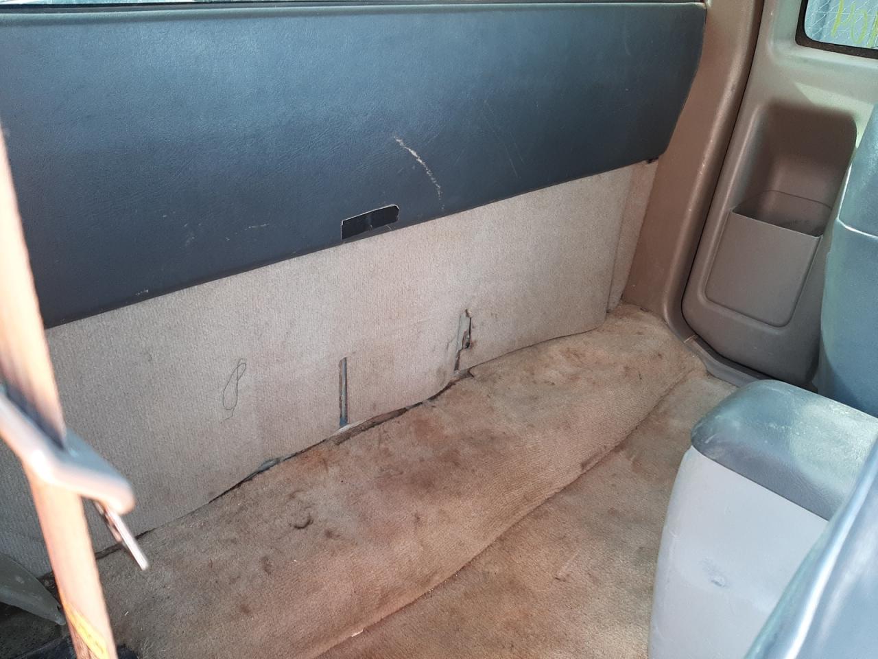 Photo 6 from auction – 2000 GMC SONOMA with VIN 1GTCS1958Y8312219