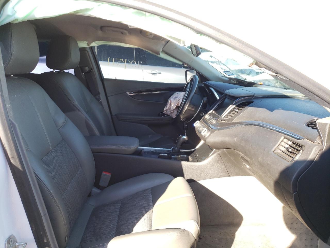 Photo 5 from auction – 2016 CHEVROLET IMPALA LT with VIN 2G1105SA0G9126939