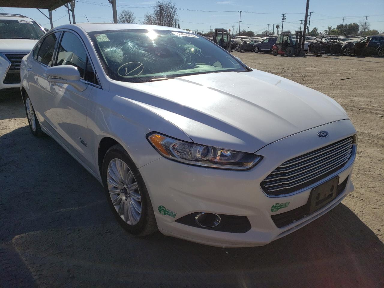 FORD FUSION SE 2016 with VIN 3FA6P0PU1GR241483 - Photo from auction