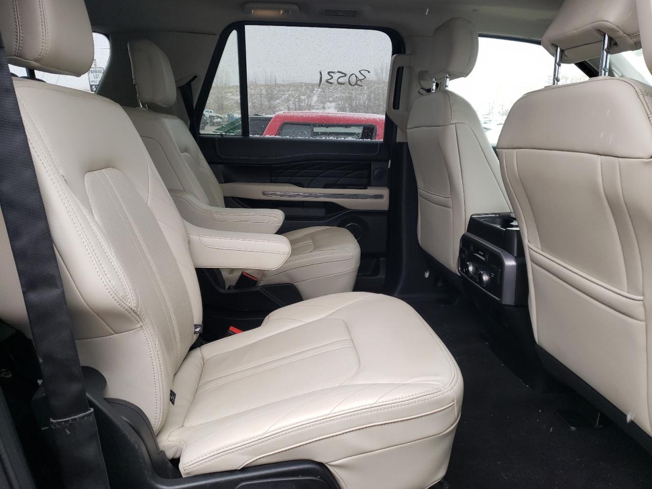 Photo 6 from auction – 2018 FORD EXPEDITION with VIN 1FMJK1MT3JEA67149