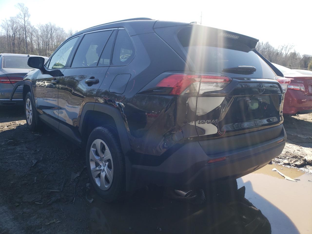 Photo 3 from auction – 2021 TOYOTA RAV4 LE with VIN 2T3F1RFV1MC242796