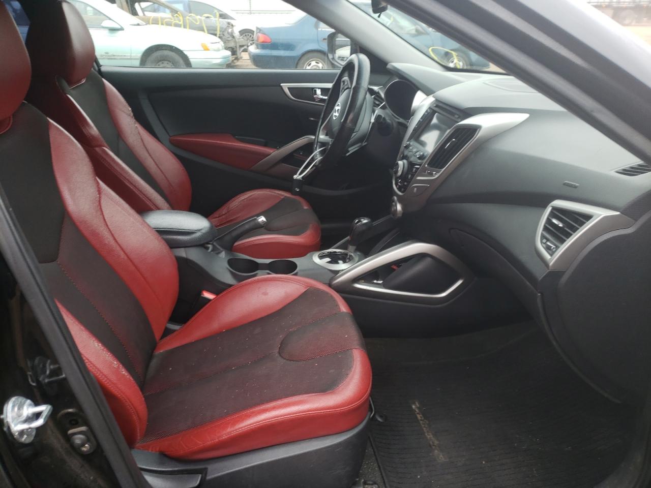 Photo 5 from auction – 2012 HYUNDAI VELOSTER with VIN KMHTC6AD5CU059627