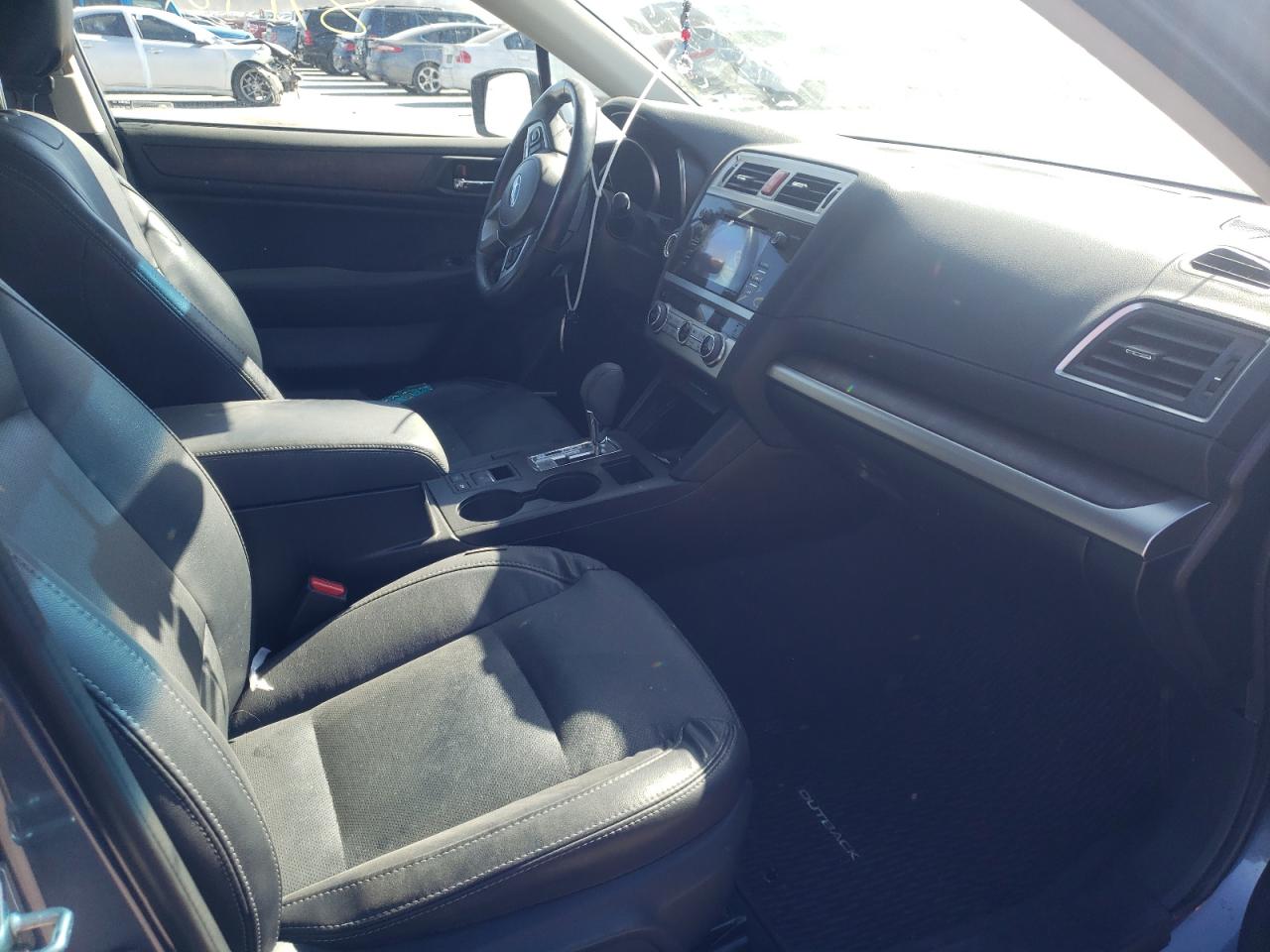 Photo 5 from auction – 2017 SUBARU OUTBACK 2. with VIN 4S4BSAKC7H3418836