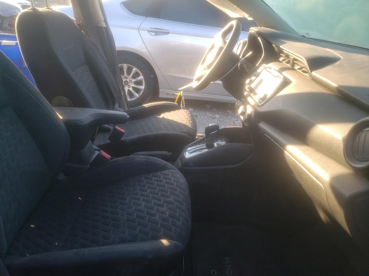 Photo 5 from auction – 2021 NISSAN KICKS S with VIN 3N1CP5BV1ML514708
