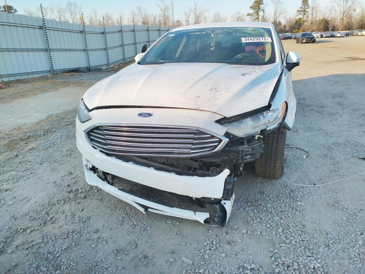 Photo 9 from auction – 2017 FORD FUSION SE with VIN 3FA6P0HD7HR363393