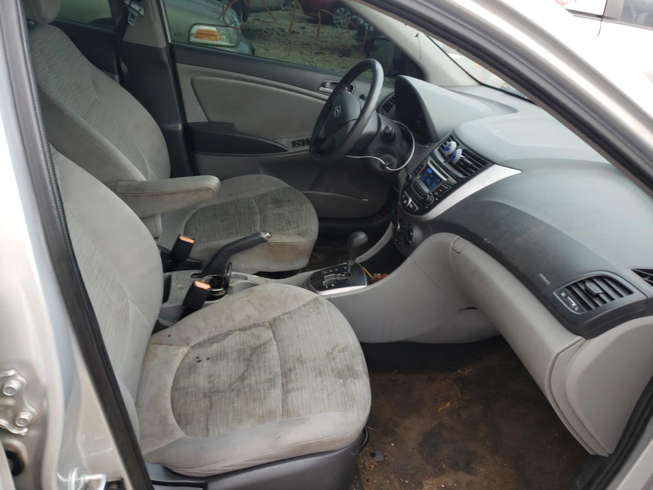 Photo 5 from auction – 2015 HYUNDAI ACCENT GLS with VIN KMHCT4AE3FU922250