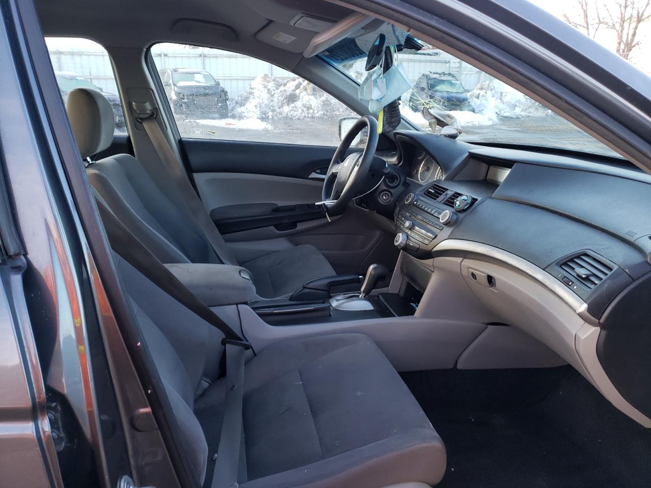 Photo 5 from auction – 2012 HONDA ACCORD LXP with VIN 1HGCP2F48CA114438