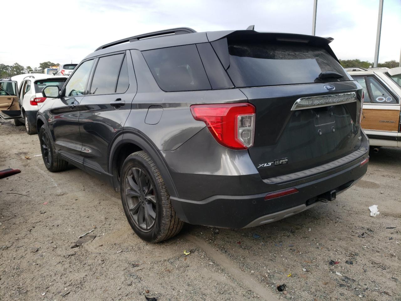 Photo 3 from auction – 2020 FORD EXPLORER X with VIN 1FMSK7DH9LGA76030