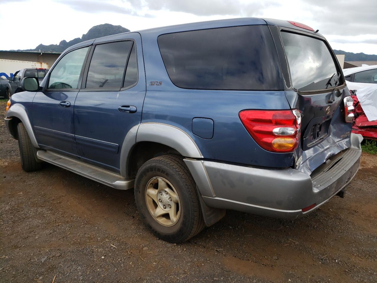 Photo 3 from auction – 2001 TOYOTA SEQUOIA SR with VIN 5TDZT34A51S008399