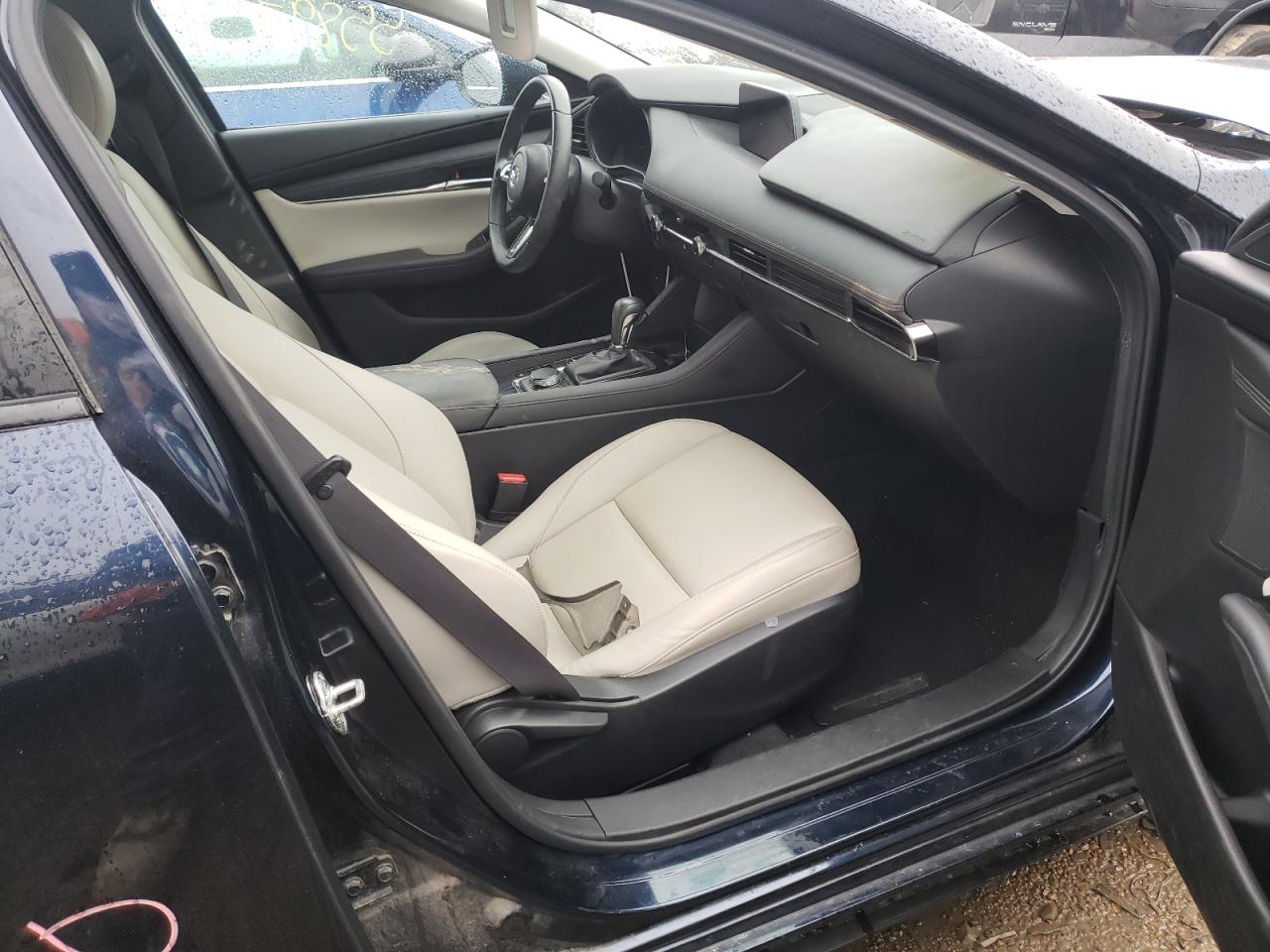 Photo 5 from auction – 2019 MAZDA 3 PREFERRE with VIN JM1BPACL4K1112734