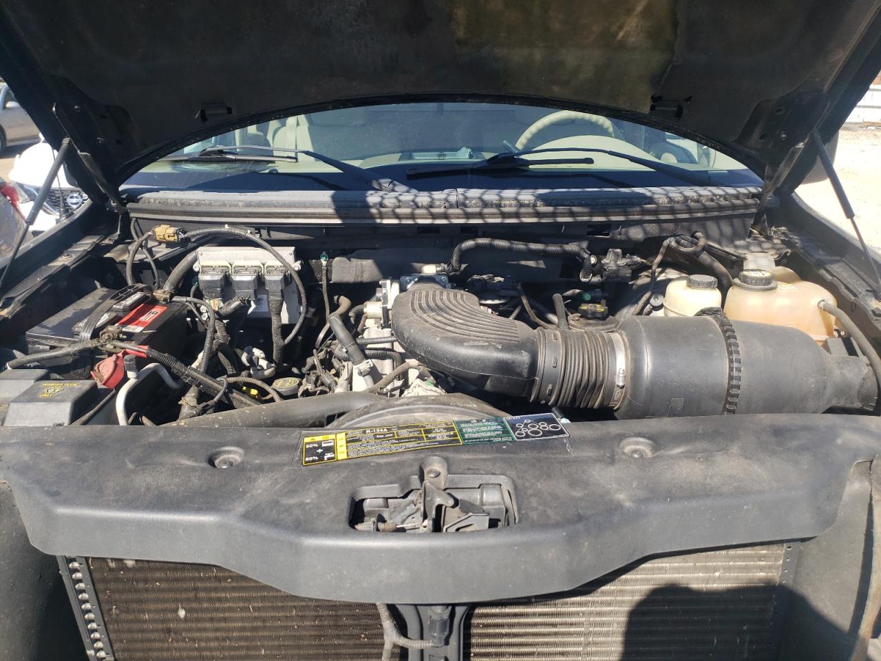 Photo 7 from auction – 2004 FORD F150 with VIN 1FTRF12W44NA69943