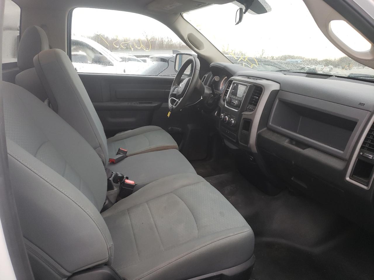 Photo 5 from auction – 2015 RAM 1500 ST with VIN 3C6JR6ATXFG654196