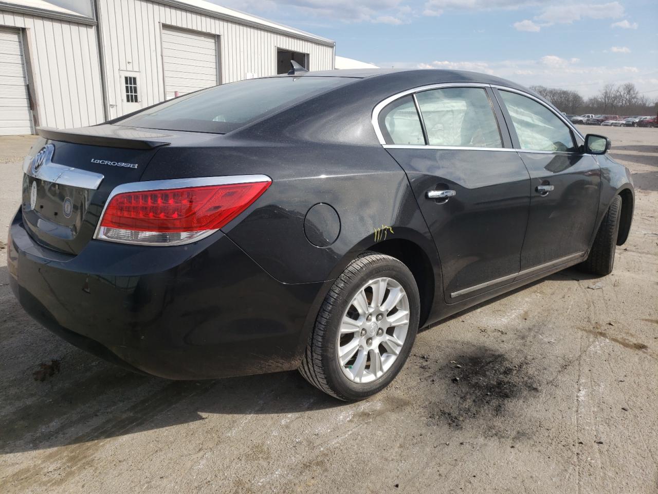 Photo 4 from auction – 2013 BUICK LACROSSE with VIN 1G4GC5ER5DF184683