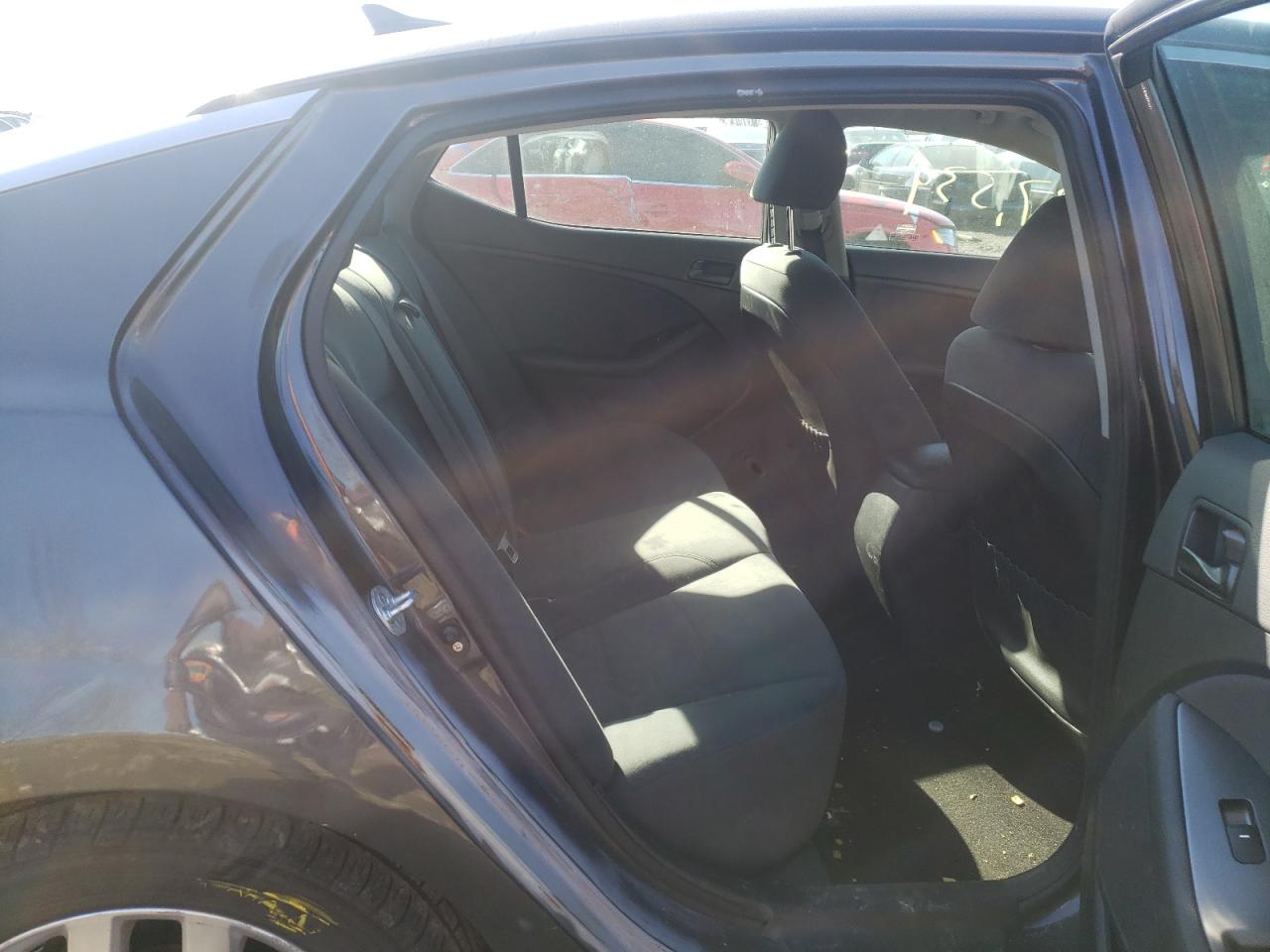 صورة رقم 6 من المزاد - 2015 KIA OPTIMA LX مع VIN KNAGM4A78F5621842