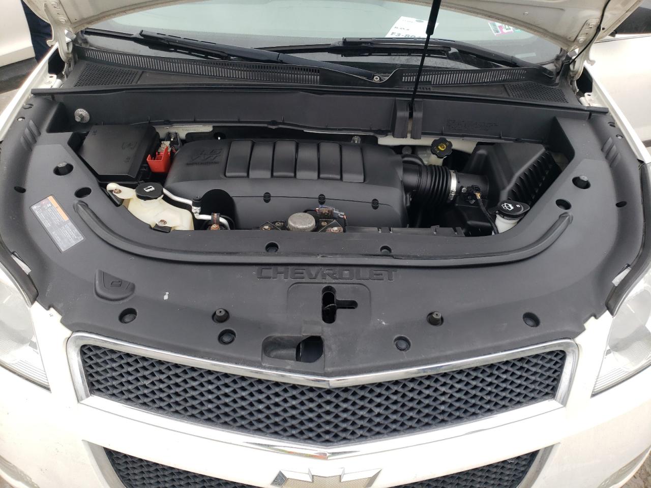 Photo 7 from auction – 2012 CHEVROLET TRAVERSE L with VIN 1GNKRFED5CJ381072