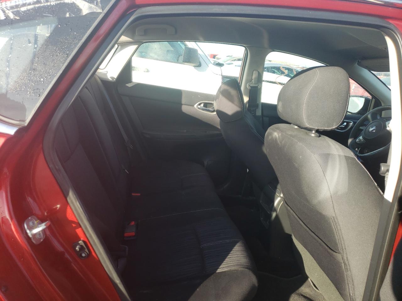 Photo 6 from auction – 2017 NISSAN SENTRA S with VIN 3N1AB7AP3HY409701