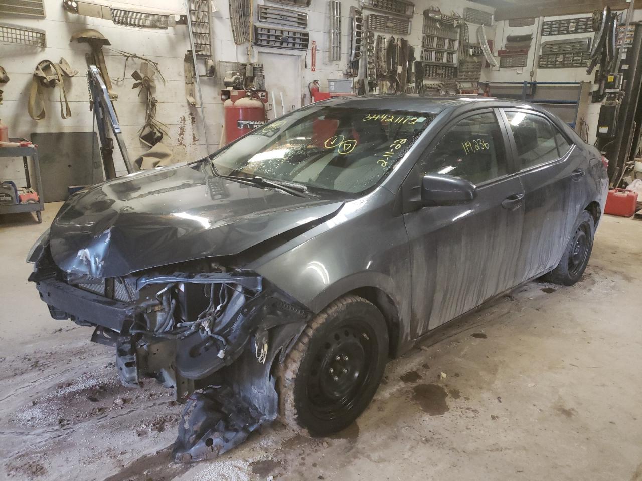 Photo 2 from auction – 2015 TOYOTA COROLLA L with VIN 5YFBURHE7FP209137