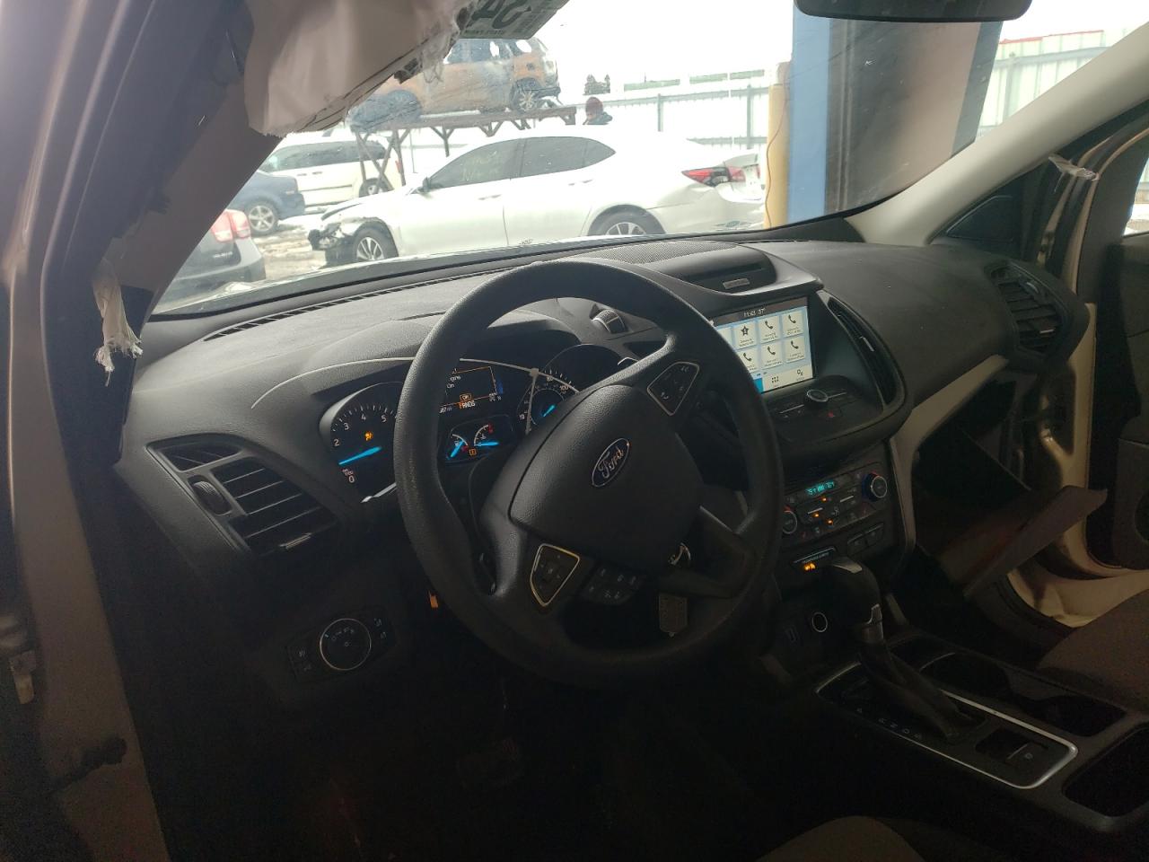 Photo 9 from auction – 2017 FORD ESCAPE SE with VIN 1FMCU9GD3HUA86287