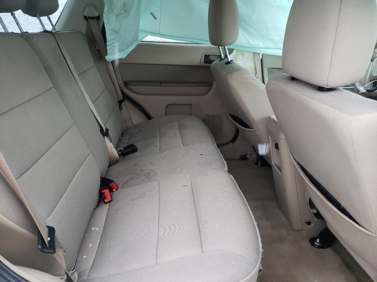 Photo 6 from auction – 2011 FORD ESCAPE XLT with VIN 1FMCU9DG8BKA54940