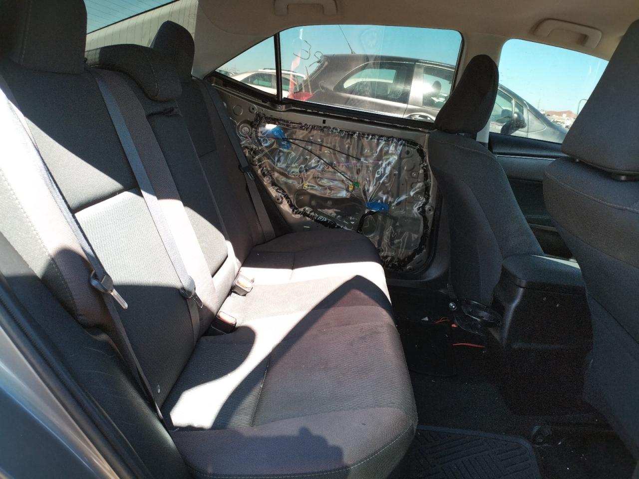Photo 6 from auction – 2017 TOYOTA COROLLA L with VIN 5YFBURHE3HP690099