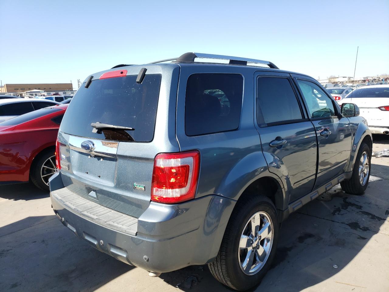 Foto 4 de la subasta – 2011 FORD ESCAPE LIM con VIN 1FMCU0EG5BKA27138