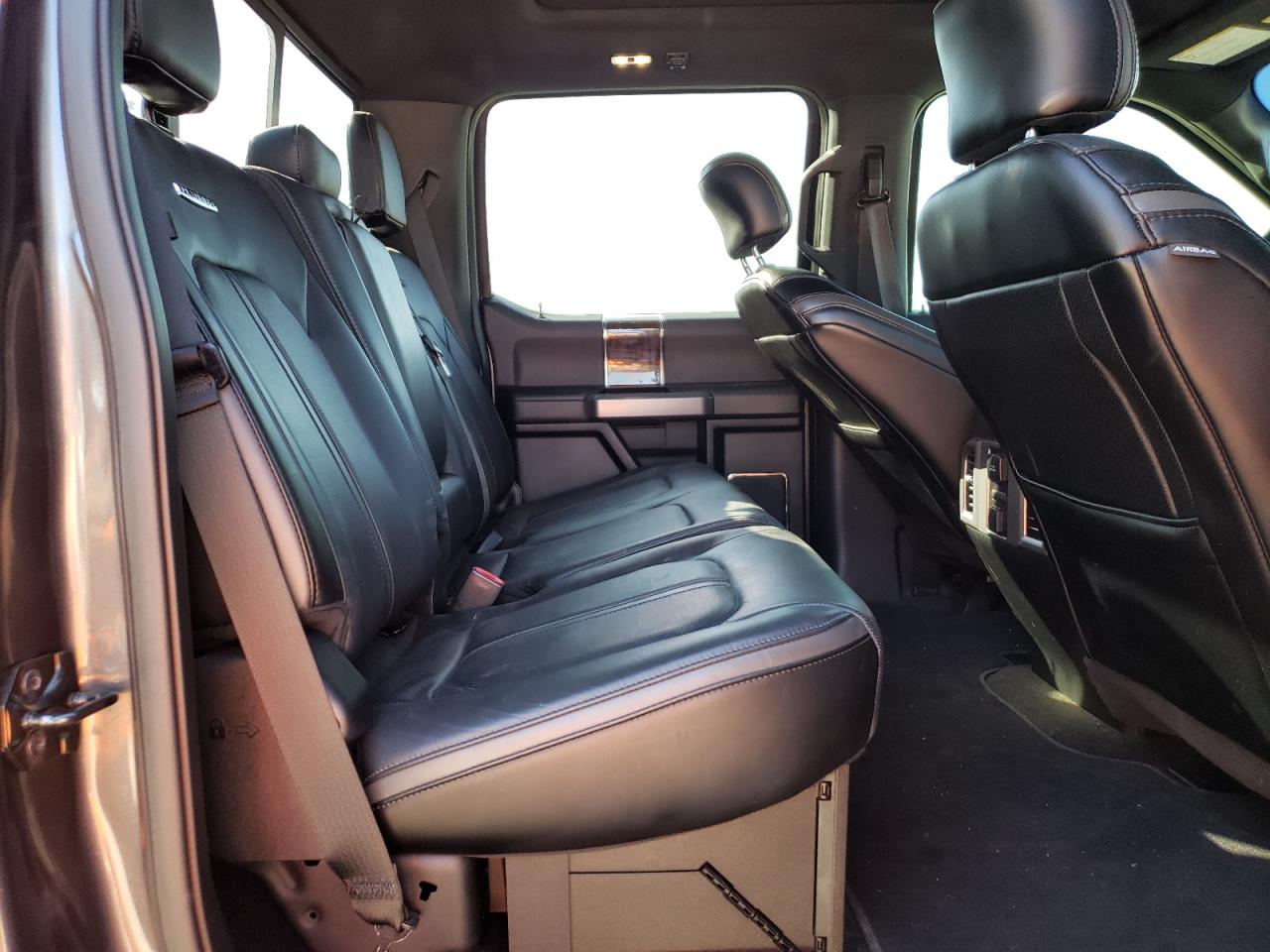Photo 6 from auction – 2017 FORD F350 SUPER with VIN 1FT8W3B64HEB56223