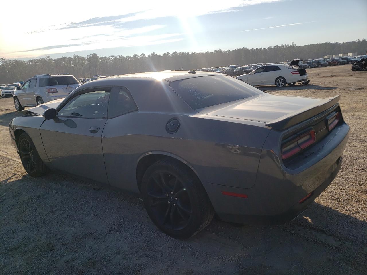 Photo 3 from auction – 2018 DODGE CHALLENGER with VIN 2C3CDZAG7JH209478