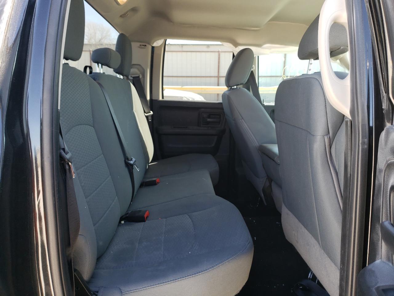 Photo 6 from auction – 2018 RAM 1500 ST with VIN 1C6RR7FT0JS172484