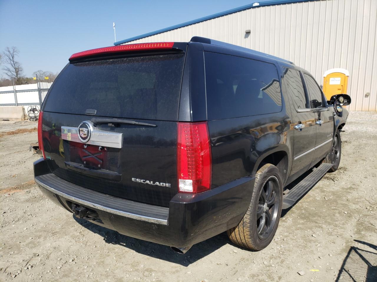 Photo 4 from auction – 2011 CADILLAC ESCALADE E with VIN 1GYS3JEF7BR131762