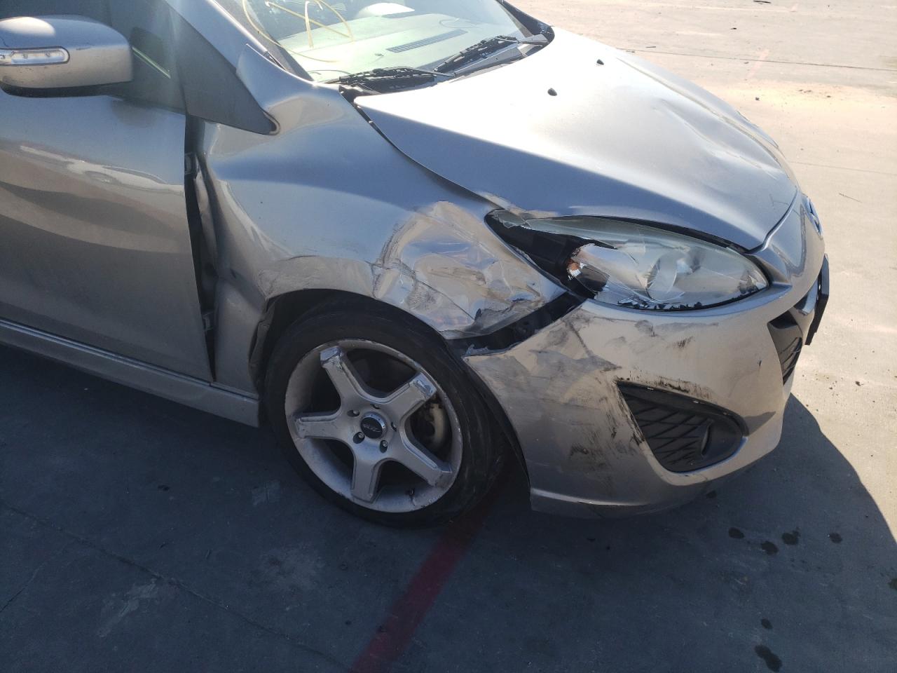 Photo 9 from auction – 2015 MAZDA 5 TOURING with VIN JM1CW2CLXF0189536