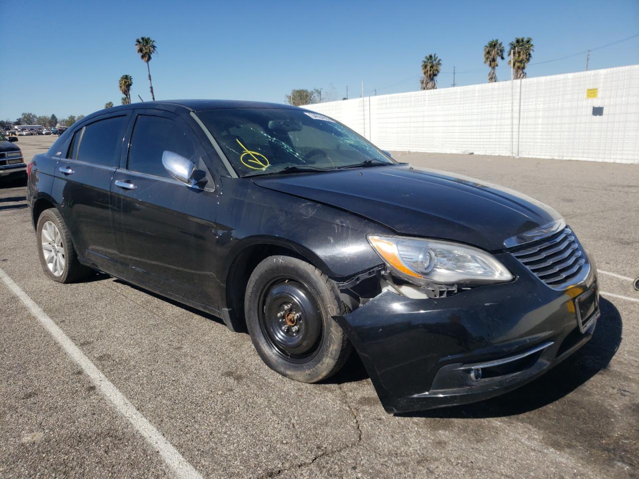 CHRYSLER 200 LIMITE 2014 with VIN 1C3CCBCG4EN100030 - Photo from auction