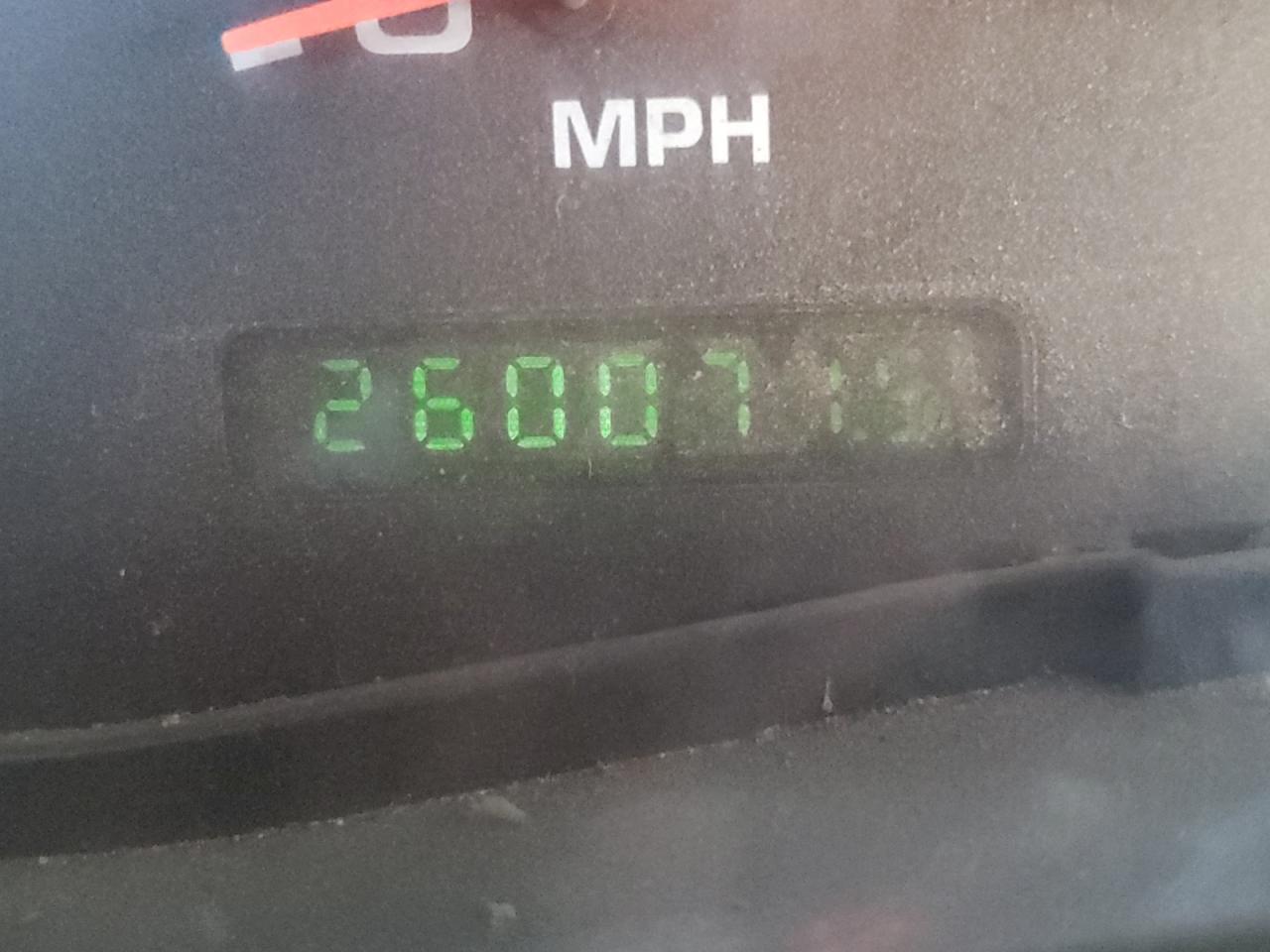 Photo 8 from auction – 2002 FORD F250 SUPER with VIN 1FTNX21F52EB23833