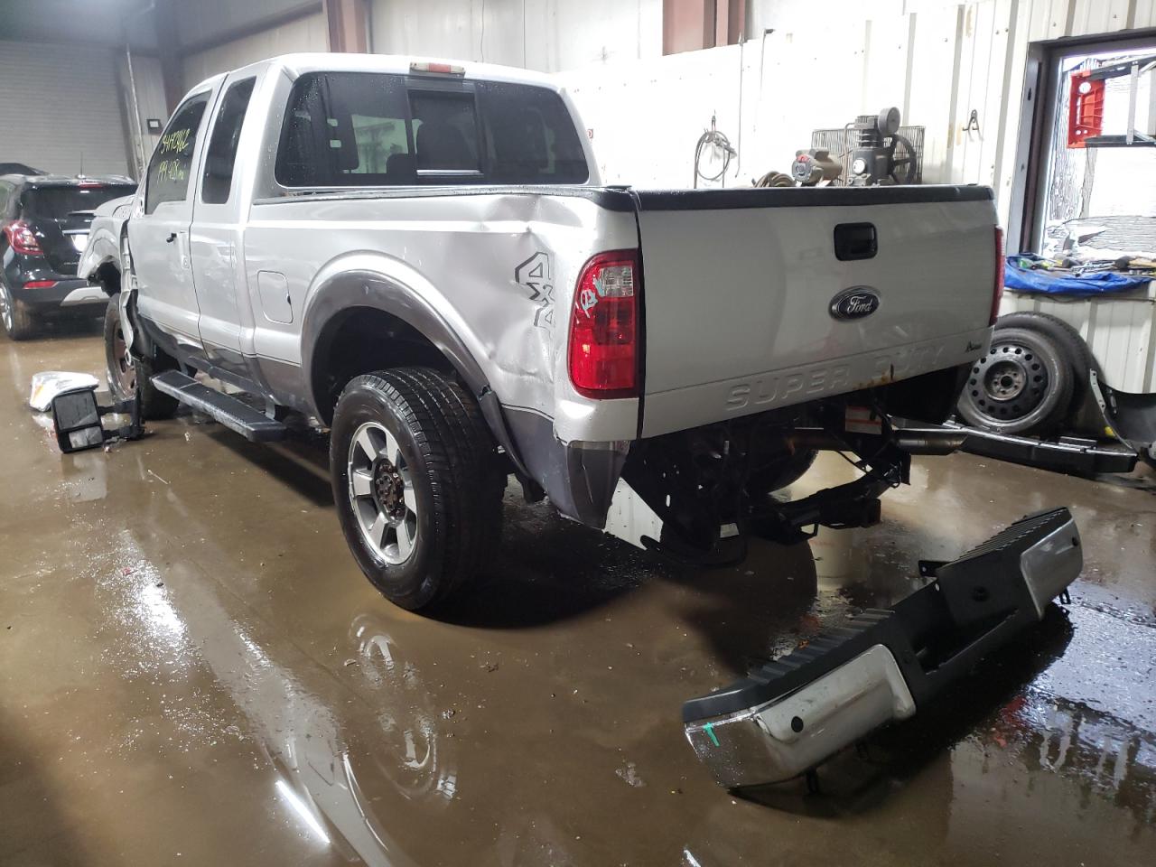 Photo 3 from auction – 2011 FORD F250 SUPER with VIN 1FT7X2B61BEA73343