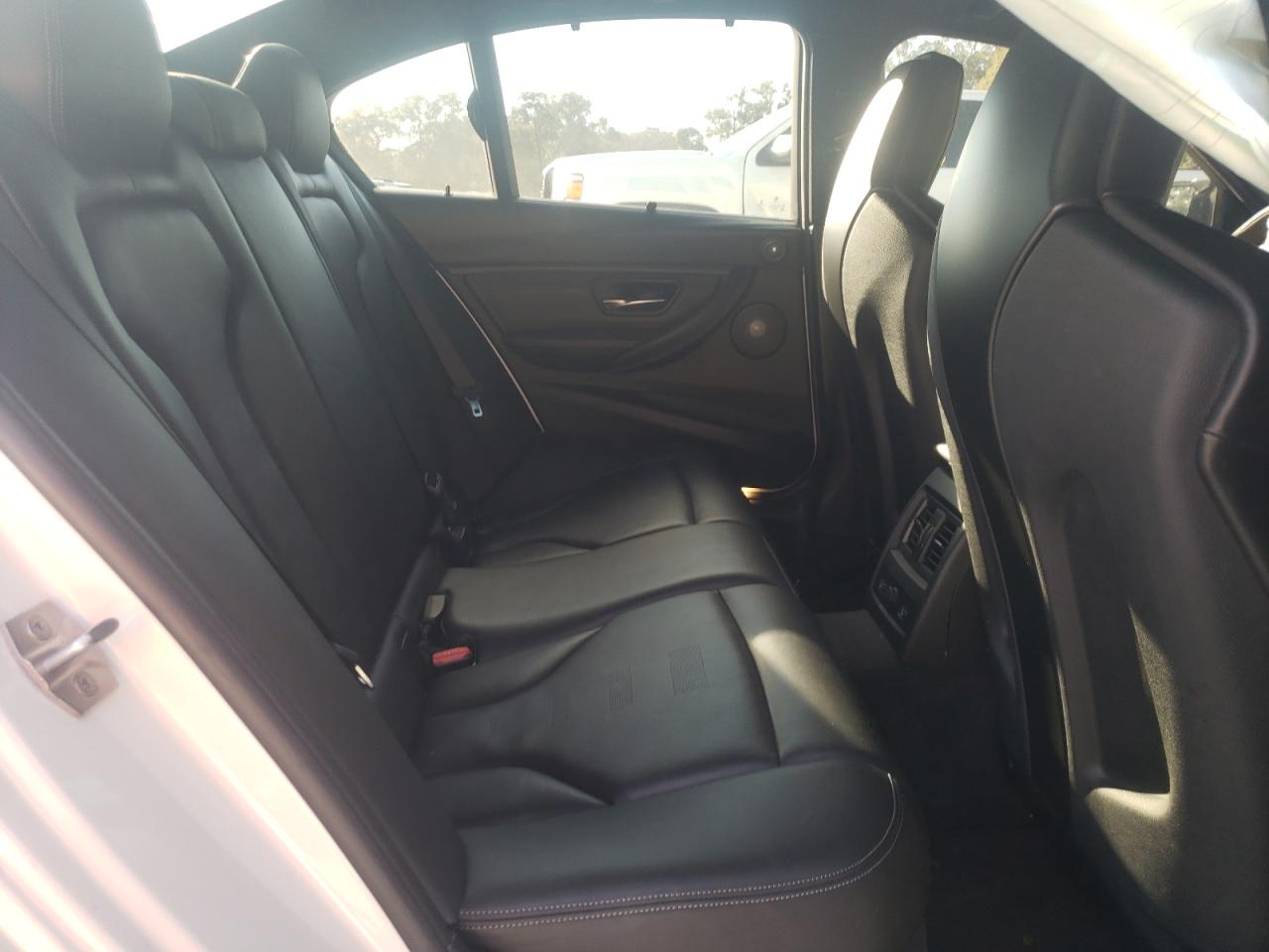 Photo 6 from auction – 2015 BMW M3 with VIN WBS3C9C57FP805051