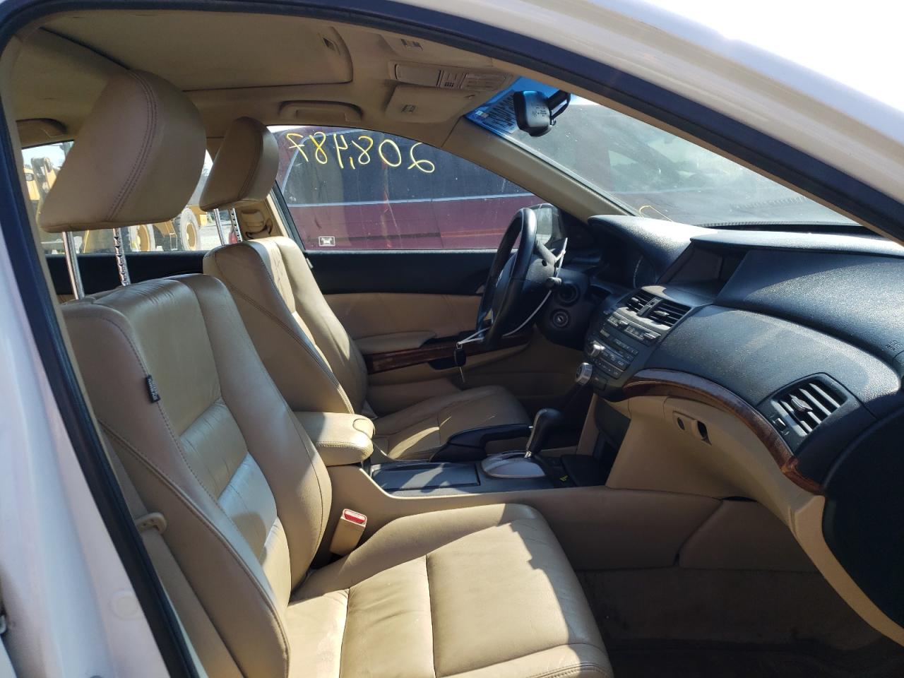 Photo 5 from auction – 2011 HONDA ACCORD with VIN 1HGCP3F83BA010155