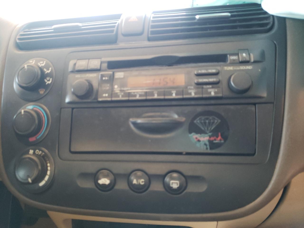 Photo 9 from auction – 2004 HONDA CIVIC EX with VIN 2HGES26714H564372