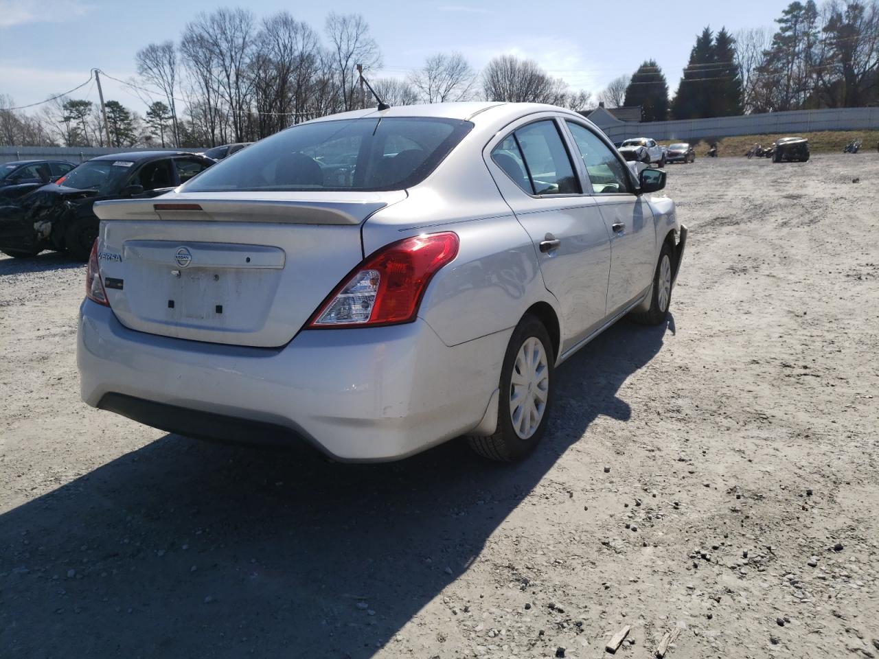 Photo 4 from auction – 2018 NISSAN VERSA S with VIN 3N1CN7AP8JL865647