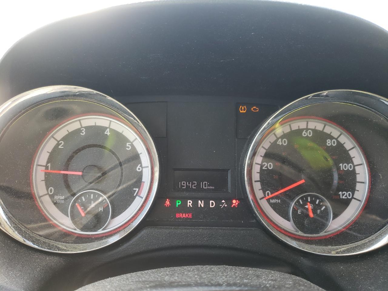 Photo 8 from auction – 2012 DODGE GRAND CARA with VIN 2C4RDGCG3CR364615