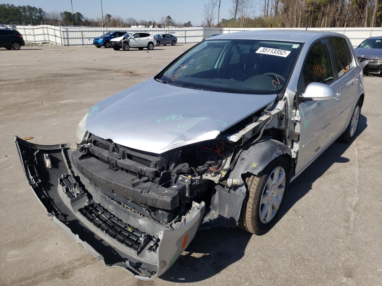 Photo 2 from auction – 2006 VOLKSWAGEN RABBIT with VIN WVWDS71K36W182383