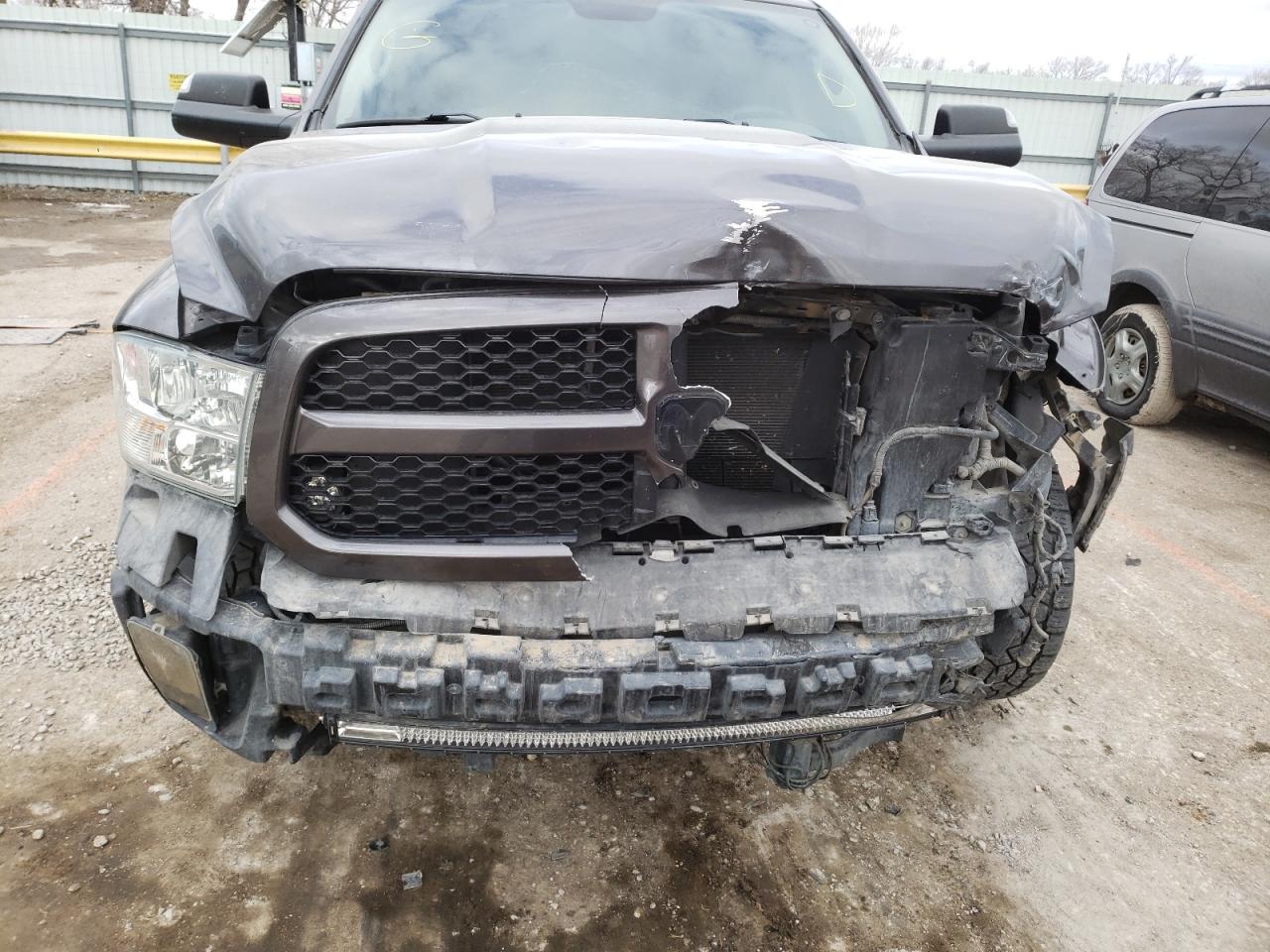 Photo 9 from auction – 2016 RAM 1500 ST with VIN 3C6RR7KTXGG163622