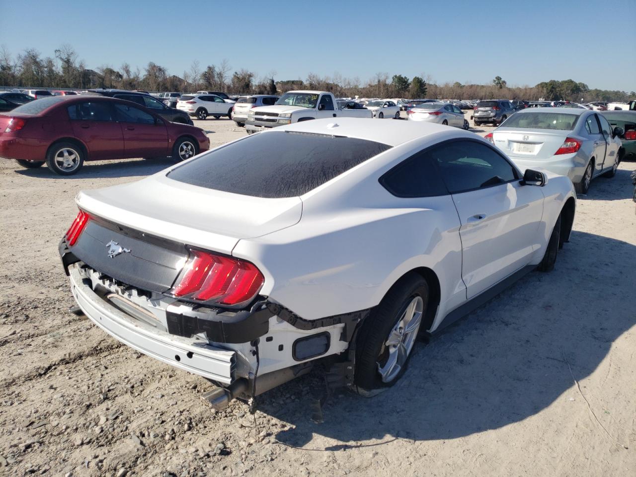 Photo 4 from auction – 2020 FORD MUSTANG with VIN 1FA6P8TH0L5133554