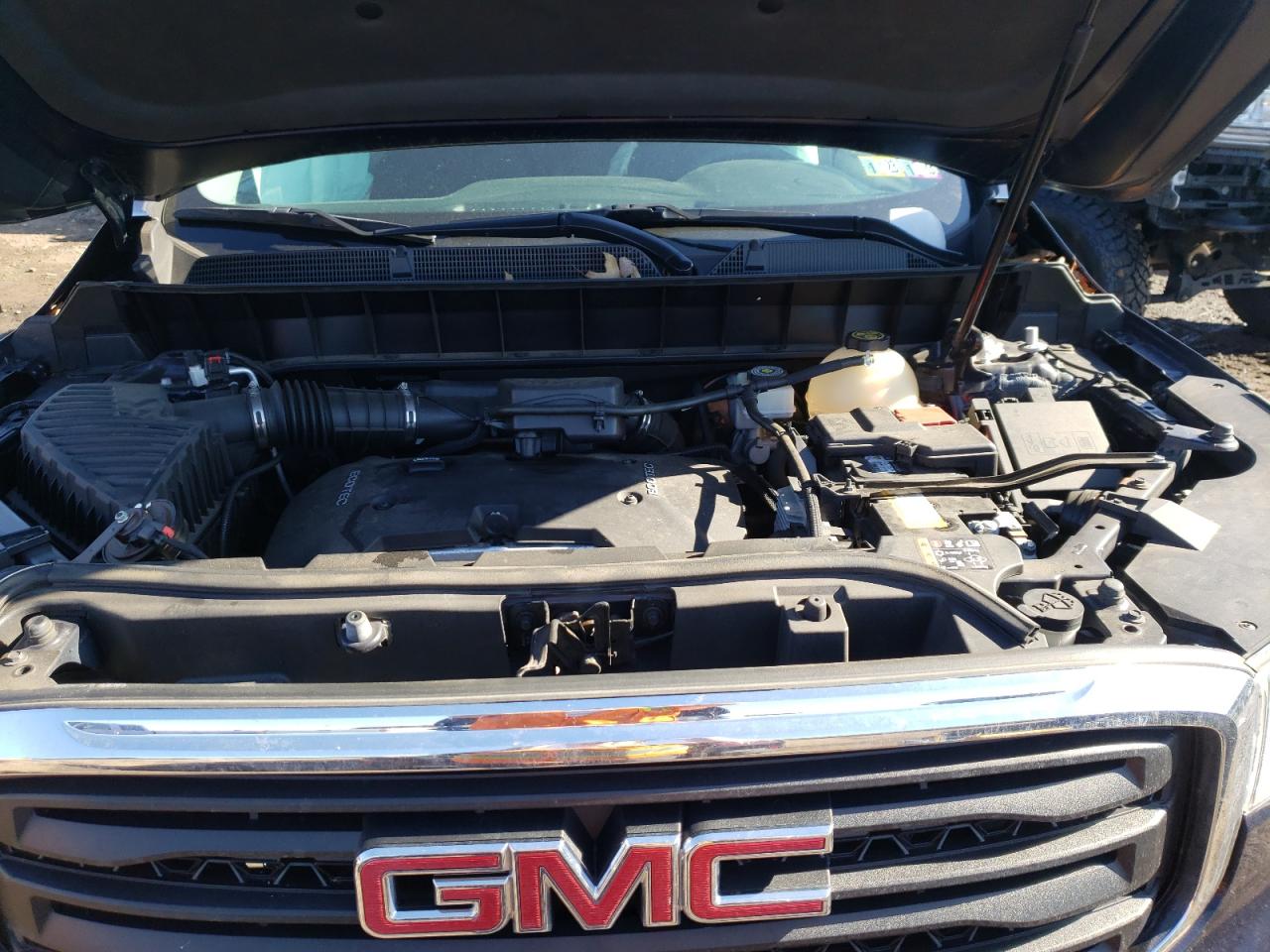 Photo 7 from auction – 2017 GMC ACADIA SLE with VIN 1GKKNKLA4HZ242960