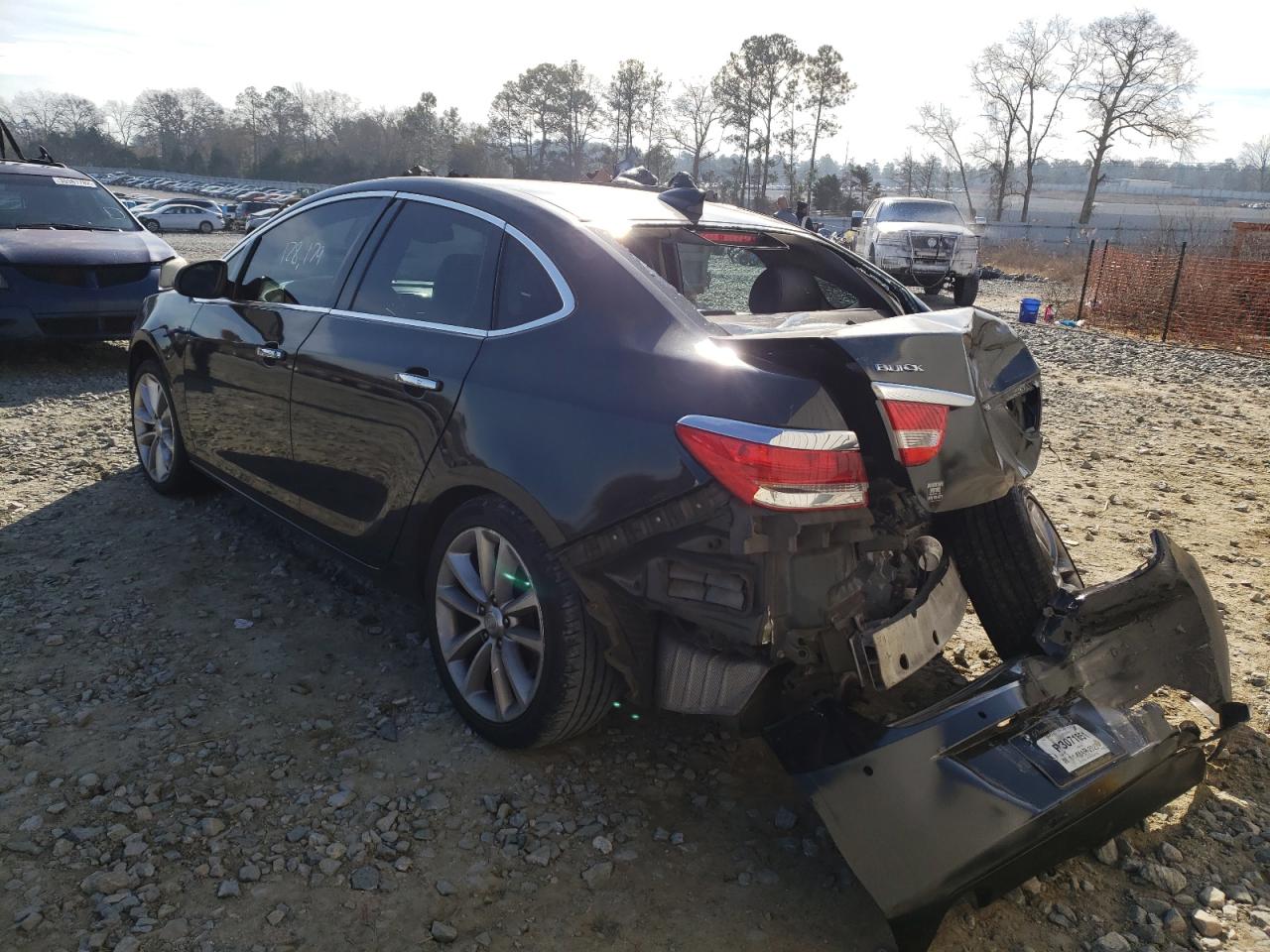 Фото 3 с аукциона – 2015 BUICK VERANO с VIN 1G4PS5SK7F4160796