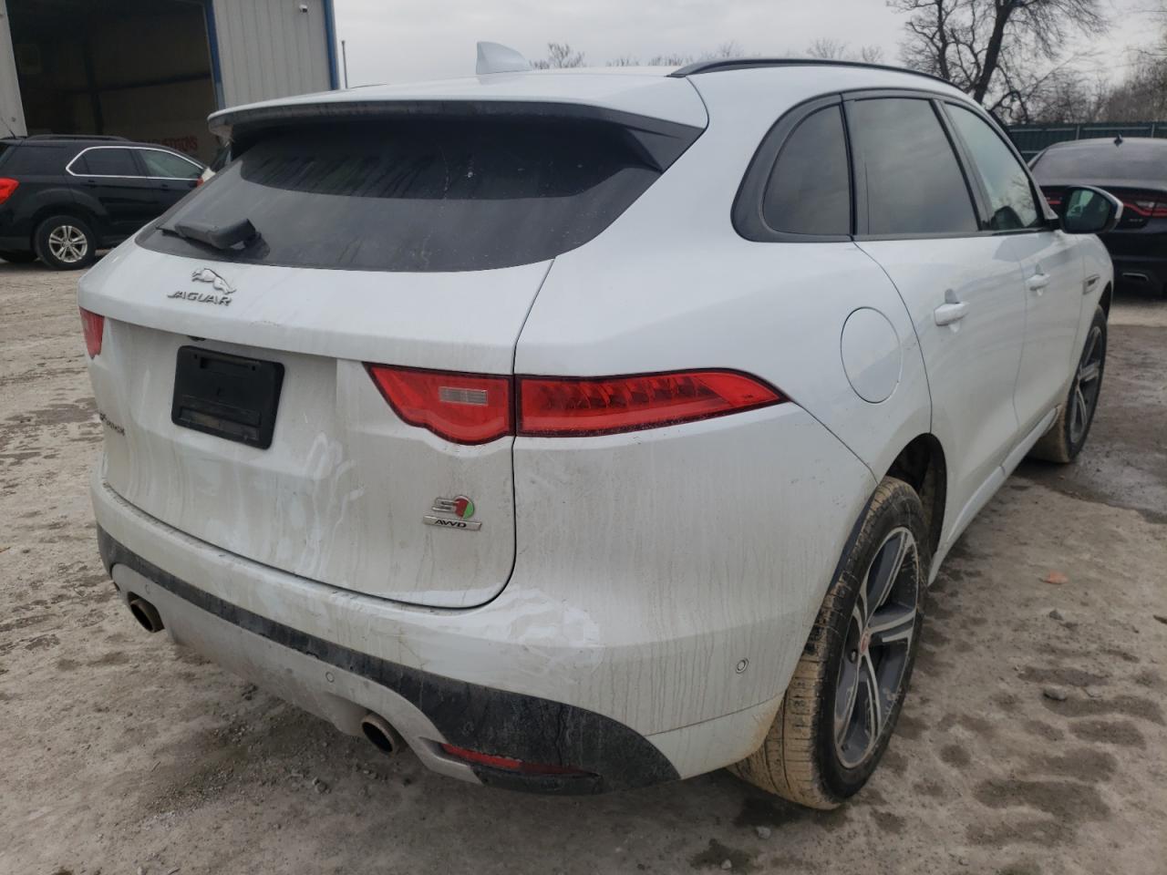 Photo 4 from auction – 2017 JAGUAR F-PACE S with VIN SADCM2BV3HA56420