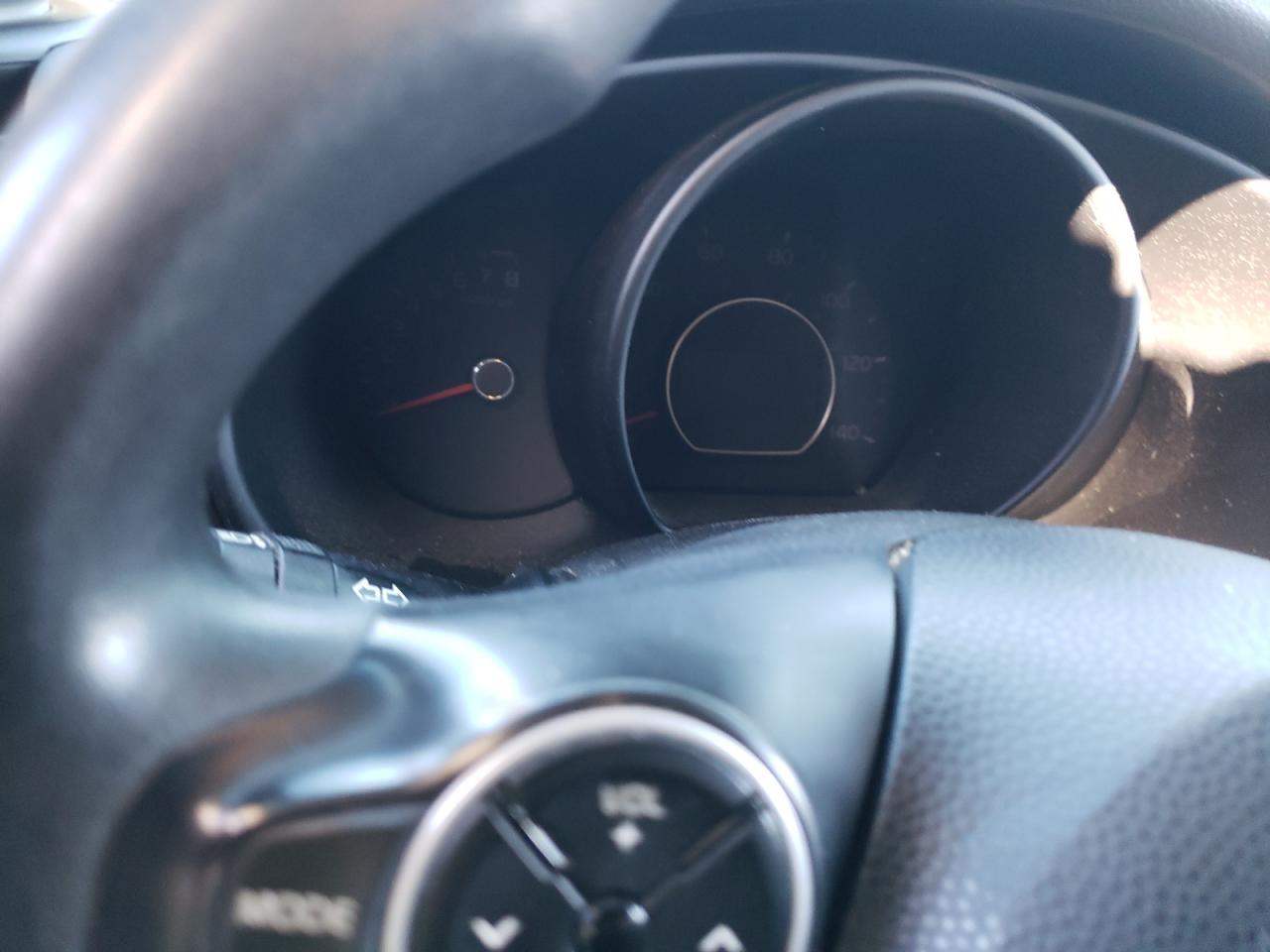 Photo 8 from auction – 2016 KIA SOUL with VIN KNDJN2A27G7273438