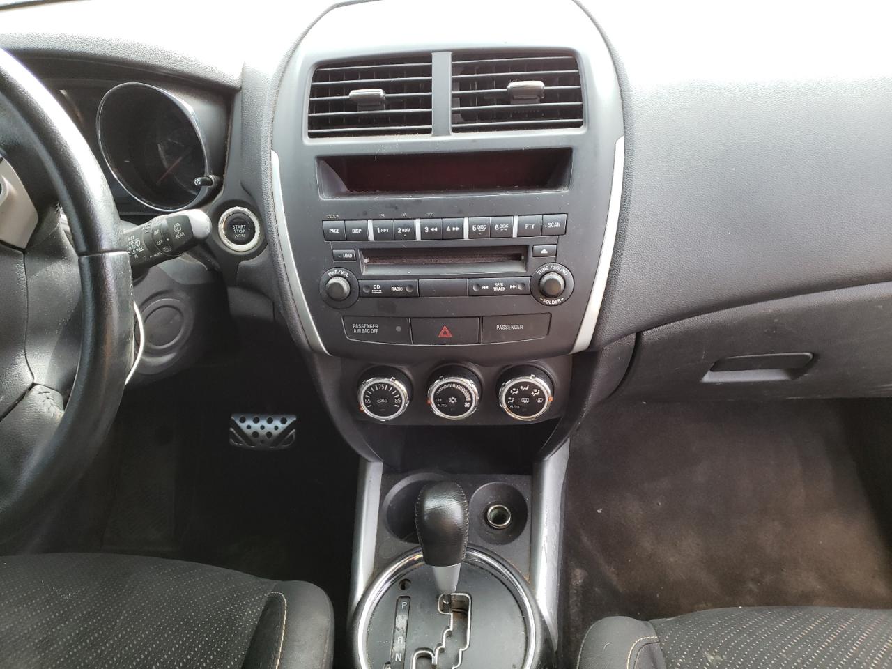 Photo 9 from auction – 2013 MITSUBISHI OUTLANDER with VIN 4A4AR5AU5DE018326